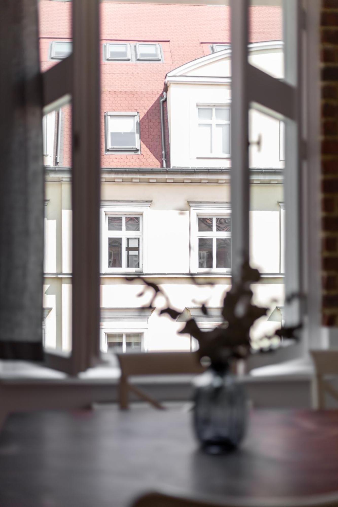Klimatyczne Mieszkanie W Centrum Poznań Eksteriør bilde